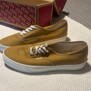 Vans eco theory yellow